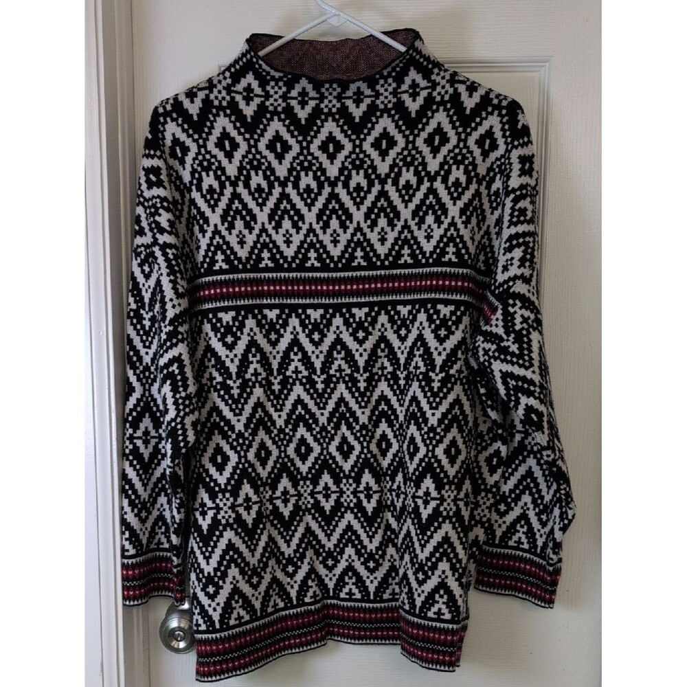 Tahari Black and White Geometric Mock Turtleneck Sweater